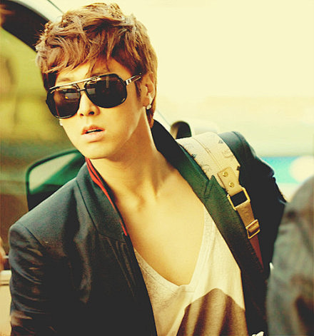 BabYoonjae_悉：我们老郑这张图...