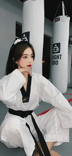 火热全面屏手机壁纸（36）
