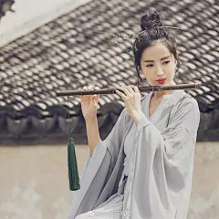 既然
婚纱照都要拍
为什么不拍自己喜欢的
东方古韵 岁月静好 宛如一幅画卷
这样的#中国风婚纱照# 怎么样？L点击获取价目表 ​​​​