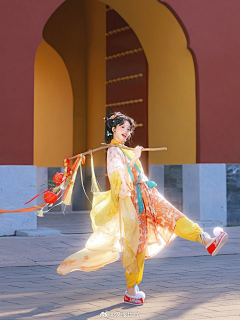 Wa-oh采集到美女，动态光影