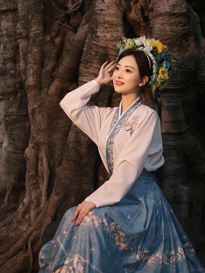 今生戴花来世漂亮｜赵丽颖拍过的“蟳蜅女