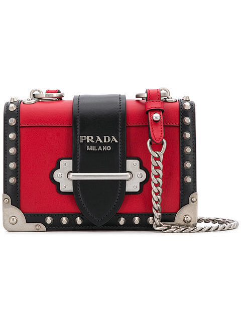 Prada Cahier铆钉小牛皮斜挎包