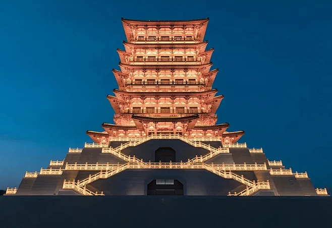 河南省洛阳市牡丹博物馆夜景图片下载