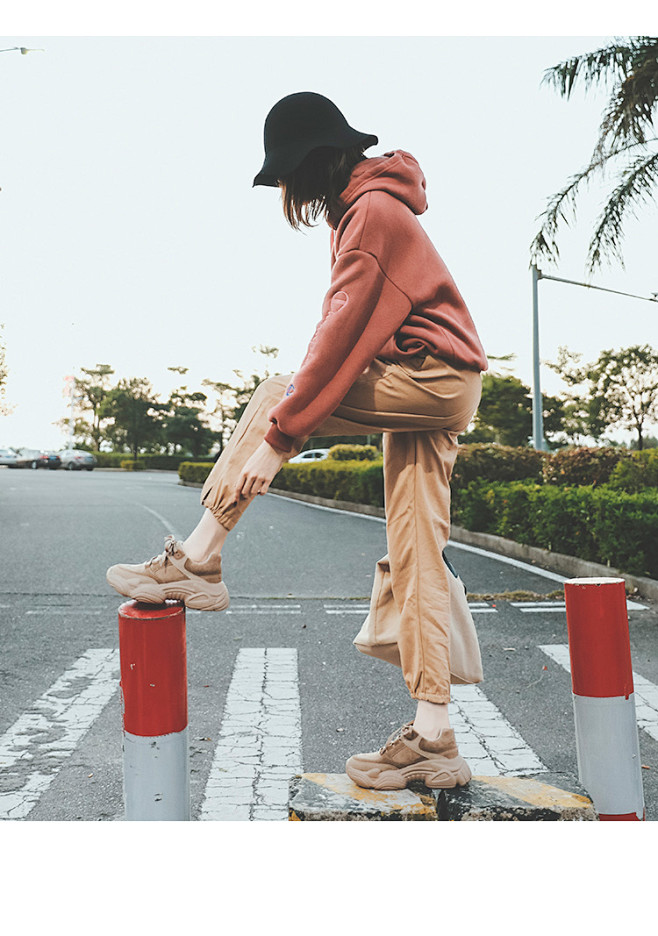 老爹鞋女ins超火的鞋子新款冬季加绒棉鞋...