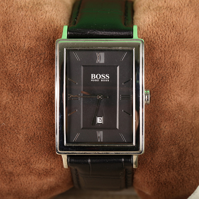 德国著名奢侈品牌 真皮腕带针扣手表 绅士...