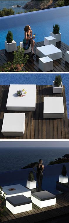 Uber-chic patio furn...