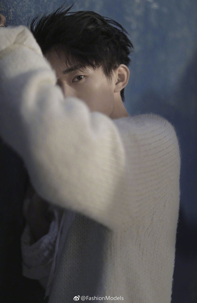 #FM明星大片# 易烊千玺 for 《时...