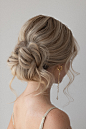 Easy-Messy-Updo-Hairstyle