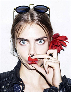 Alan020采集到Cara Delevingne