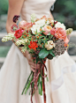 Autumn bridal bouquet | Bryce Covey Photography and Bluebird Productions | see more on:  http://burnettsboards.com/2014/09/indian-summer-heat-wave-wedding/