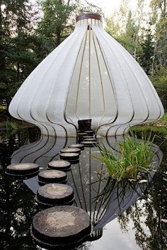 Beautiful Pond Room