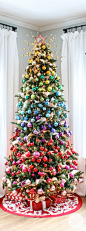 A Colorful Christmas Tree via @inspiredbycharm #gradient #christmas #tree: 