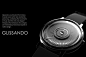 Glissando是一款极致优雅的手表，其灵感来源于钢琴键，摒弃掉计时码和传统的时针分针，用另一种方式来表达。秒针的移动则是表面“琴键"的滑动.简约的外表，丰富的内涵，最能体现品质生活。