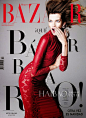 【图】点燃红色炽热激情！超模贝蒂·弗兰科(Bette Franke)登《Harper’s Bazaar》杂志西班牙版2013年12月号！_时尚杂志_海报时尚网