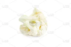 在白色背景上孤立的菜花小花