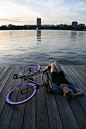 ♂ biker by the lake