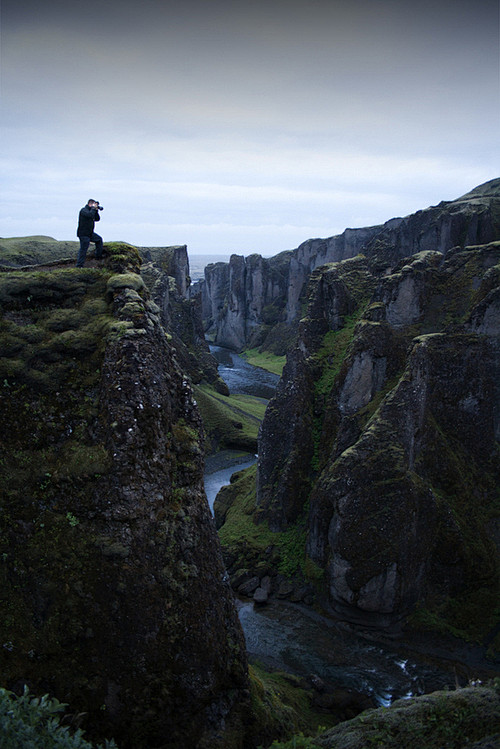 深峡谷，冰岛