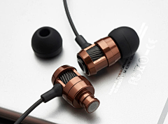 JacobH采集到headset