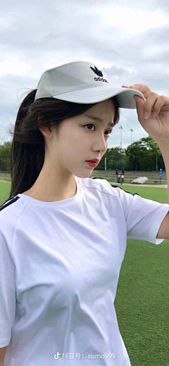 拉不住de雨小生采集到美眉