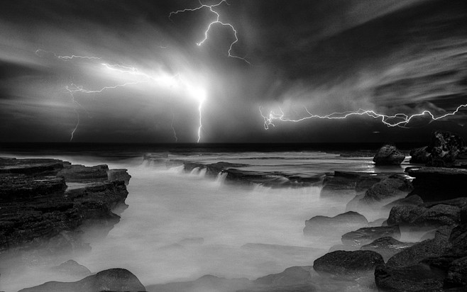 Photograph Storm Lig...