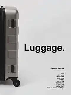 没有 MUJI 标志的无印良品的系列海报。无印良品让事情保持干净和简单。购买 MUJI 产品不是因为它们是 MUJI，而是因为你需要它们，远离消费主义和对资本主义的痴迷。 ​​​​