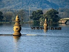 【旅图文】杭州西湖十景图片及其景点介绍-旅行吧 | 微吧 一起扎堆吧！