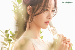 Alysaの茉茉采集到美妆摄影