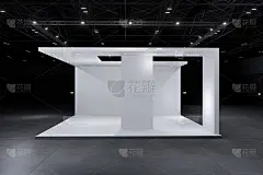 展示架，企业标识，展示设计。空的展台设计。展厅零售展台元素。展位设计贸易展。空白展位系统的图形资源。