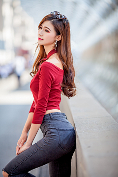 小撒萨采集到女性丨女路人
