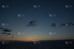 日落大海和天空