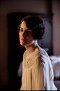唐顿庄园 第三季 Downton Abbey Season 3
图片类型：官方剧照 
原图尺寸：2000x3000

