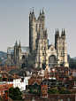 Canterbury Cathedral, one of the oldest and most famous christian structures in England (by Jim_Higham).
