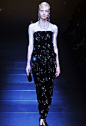 Armani Privé Haute Couture FW 2012｜繁星璀璨，万籁俱寂，我流下的泪化作你裙角的钻石……那一帘水晶面纱真是美极了！