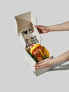 趣味插画水杯品牌设计 - 小红书