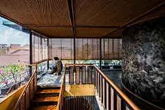 他们用一根根竹子，建造出了世界上最美的竹建筑_绿色 : 2006年，他们卖掉珠宝品牌，把所有资金投入到学校的建设中，致力于做些真正能够改变未来的事情 —— 在邦卡佳村 Sibang Kaja，打造一座纯竹子建造的「绿色学校」。用这样的教育方式和教育理念培养…