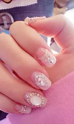 最新时尚美甲图片手机壁纸