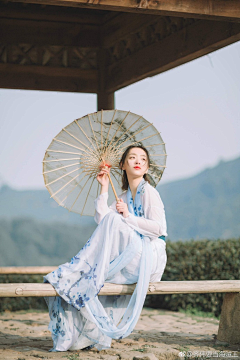 云勿常白采集到人像