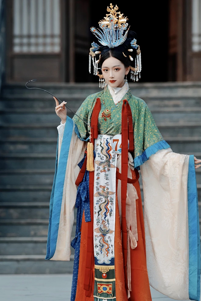 【霜翎阁】神仙图套装凤凰发簪梳钗子明宋魏晋唐风汉服配饰{青女}-淘宝网-花瓣网