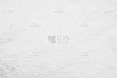白色再生牛皮纸纹理作为背景。灰色的纸张纹理，旧的复古页或旧报纸的垃圾装饰。图案粗糙的艺术折痕垃圾信。