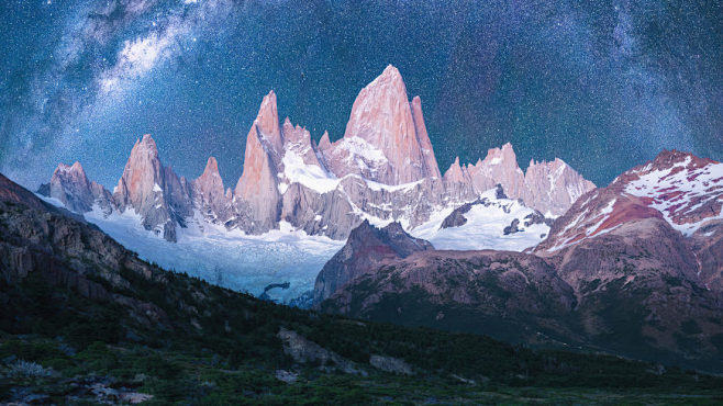星空 雪山 山峰 山壁纸

