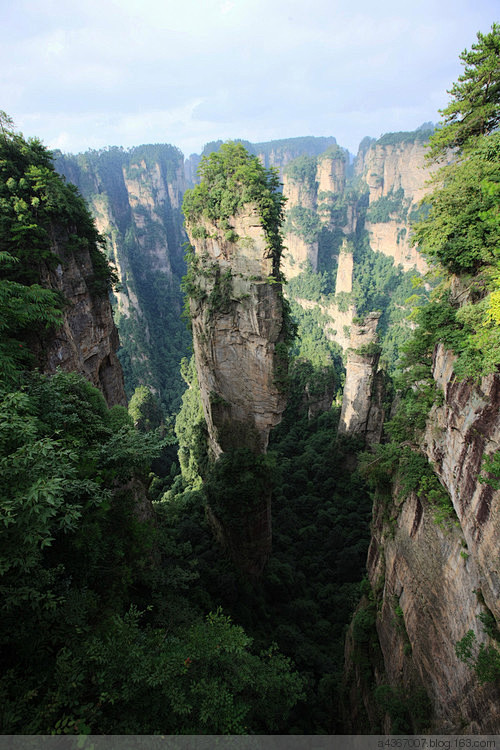 [组图] 走进哈利路亚山 寻找真实潘多拉...