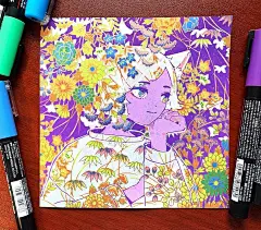 Maruti Bitamin 的作品大多是充满想象的场景，梦幻惬意。花卉、动物、女孩，在柔和的色彩中，令人感受到剔透清新。