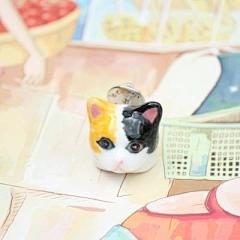 原来是泥|手工创意陶瓷立体萌物胸针 手绘可爱清新小猫咪@北坤人素材