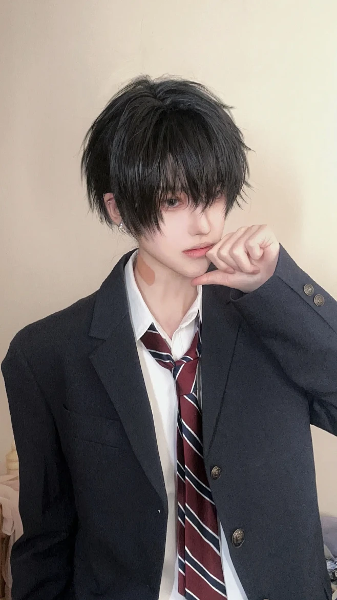 17号#许则 #欲言难止 #cos #小说@绝望的炒饭，采集@屿堍-花瓣网