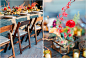 婚礼布置-秋季长餐桌装饰灵感--银色的亚麻桌布，多肉植物和蜡烛，艳丽的色彩的鲜花