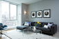 中灰色墙、浅灰色地毯和深灰色沙发，深深浅浅有层次的灰色空间 住趣家居网 | 精选家具 | 装修灵感 | 品位趋势 | 室内设计 | ZHUQU.COM