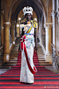 #服装设计#

Viktor&Rolf 2021
以皇室为主题、珠宝装饰为重点，结合了1999年秋冬俄罗斯套娃系列的廓形与2019春夏系列的标语元素 ​

#帕森斯设计学院# ​​​​