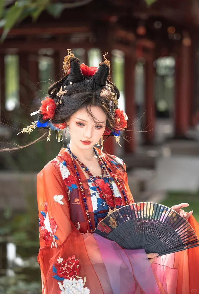 十二花神篇-石榴花神 - 小红书