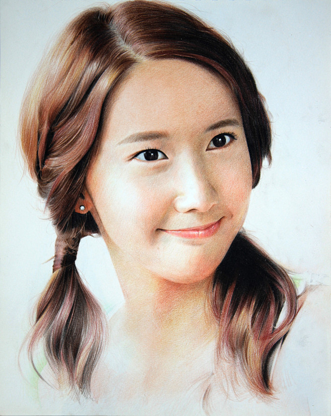 林允儿彩铅明星头像手绘