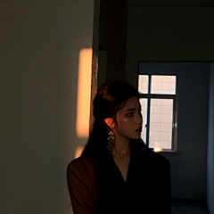7sama采集到头像丨三次元女